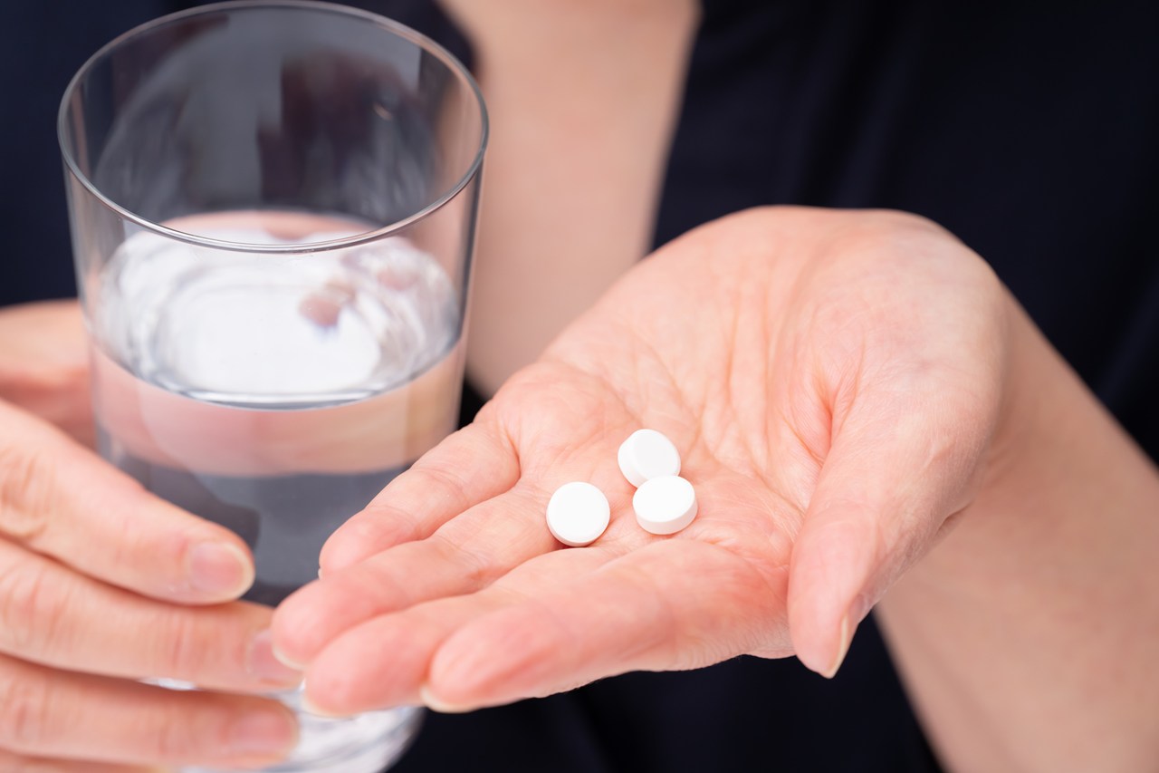 頭痛薬を多量に使用されている方へ（薬物乱用頭痛）