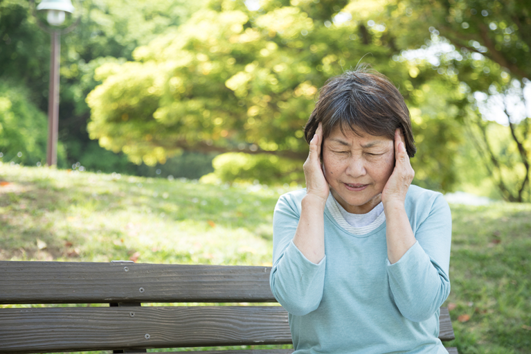 くも膜下出血の前兆をチェック